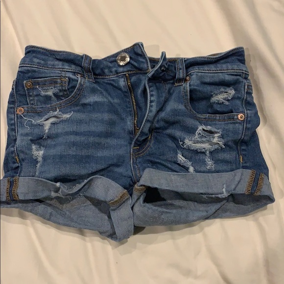 Shorts - Picture 1 of 2